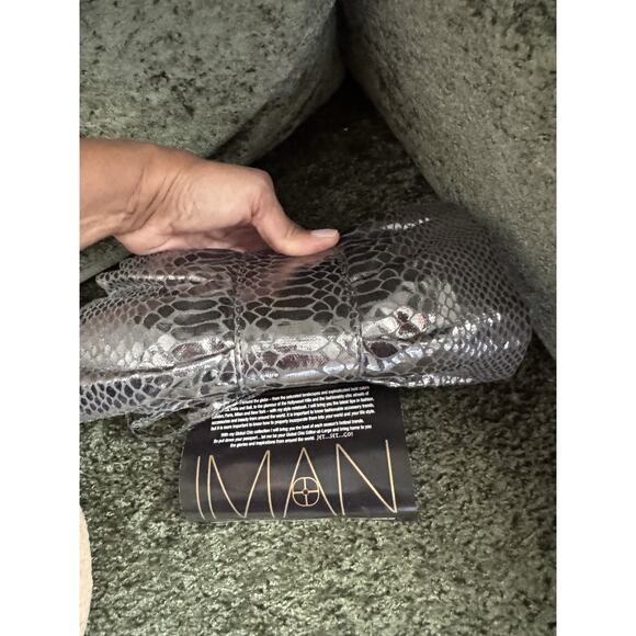 3 for $9 IMAN Global Chic Bag Women Bow Clutch Evening Purse - Picture 4 of 9